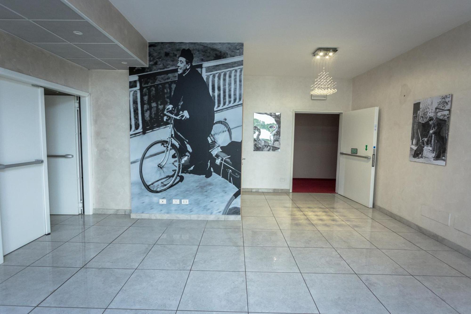 Hotel Don Camillo เบรซเชลโล ภายนอก รูปภาพ